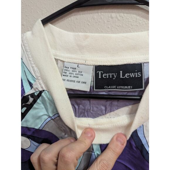 Whimsical artsy purple tones Terry Lewis VINTAGE silk blouse size Large - Picture 2 of 8